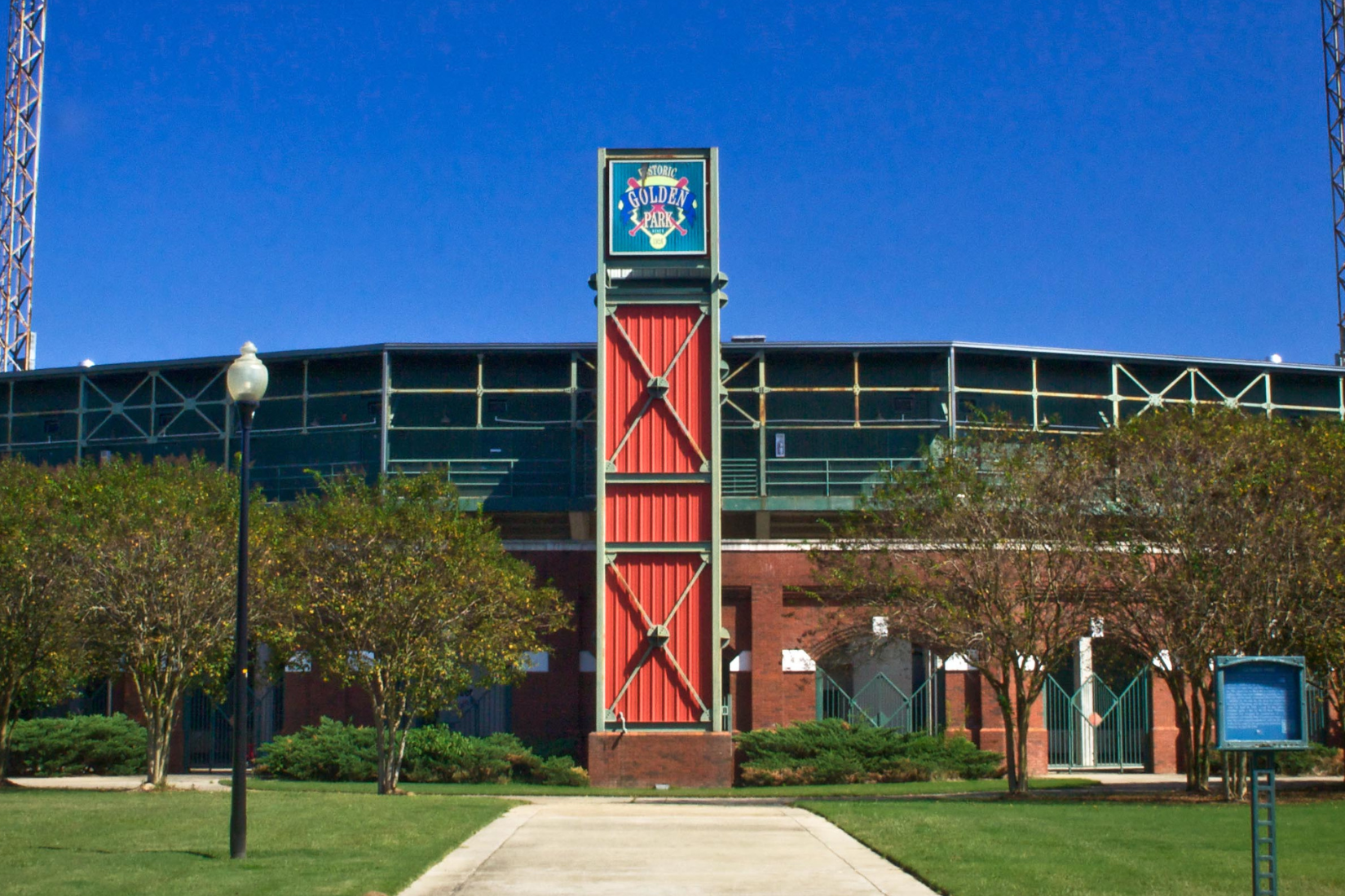 Exterior photo of Golden Park baseball stadium