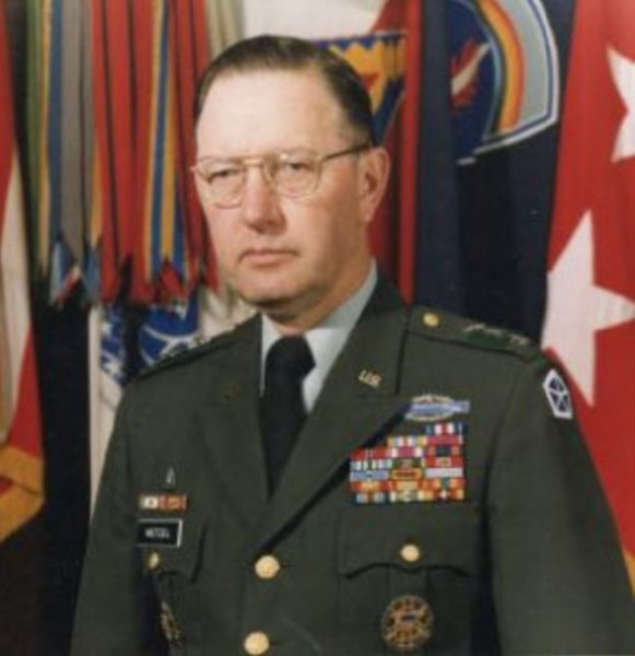 Lt. Gen. Robert L. Wetzel