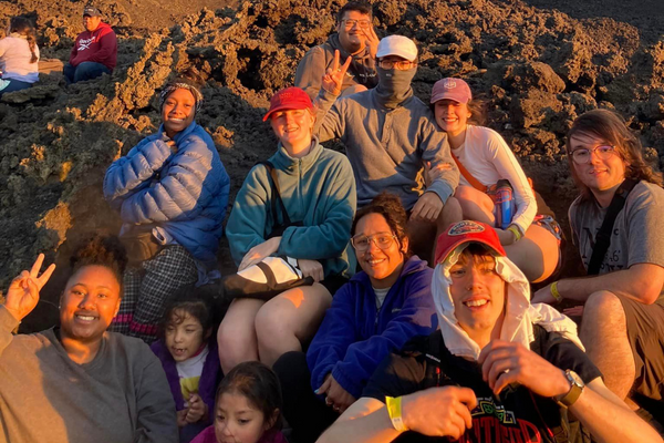 Group photo of students and faculty in Guatamela