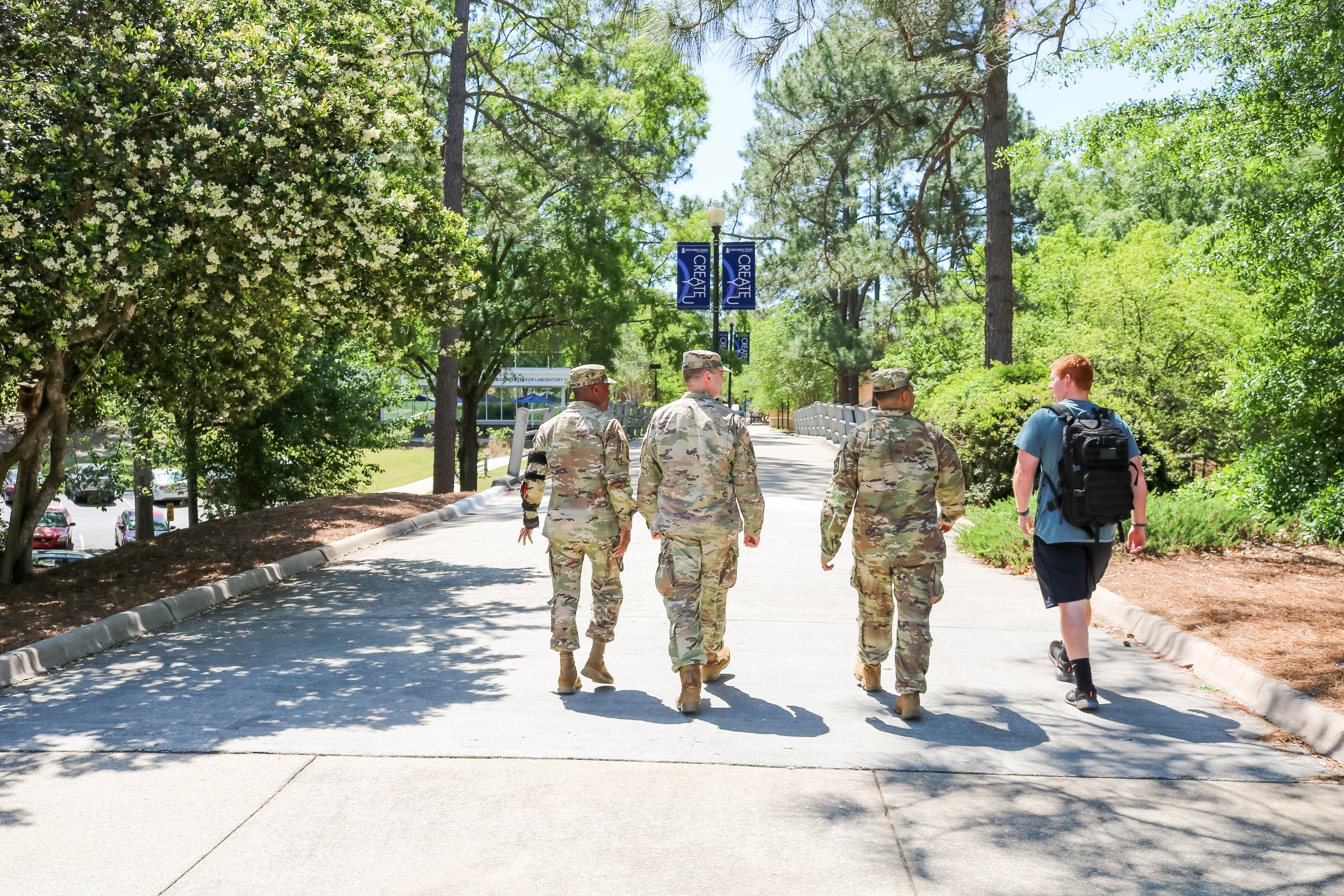 New peer mentor program gives ‘go-to’ community for student-veterans transitioning from navy to school