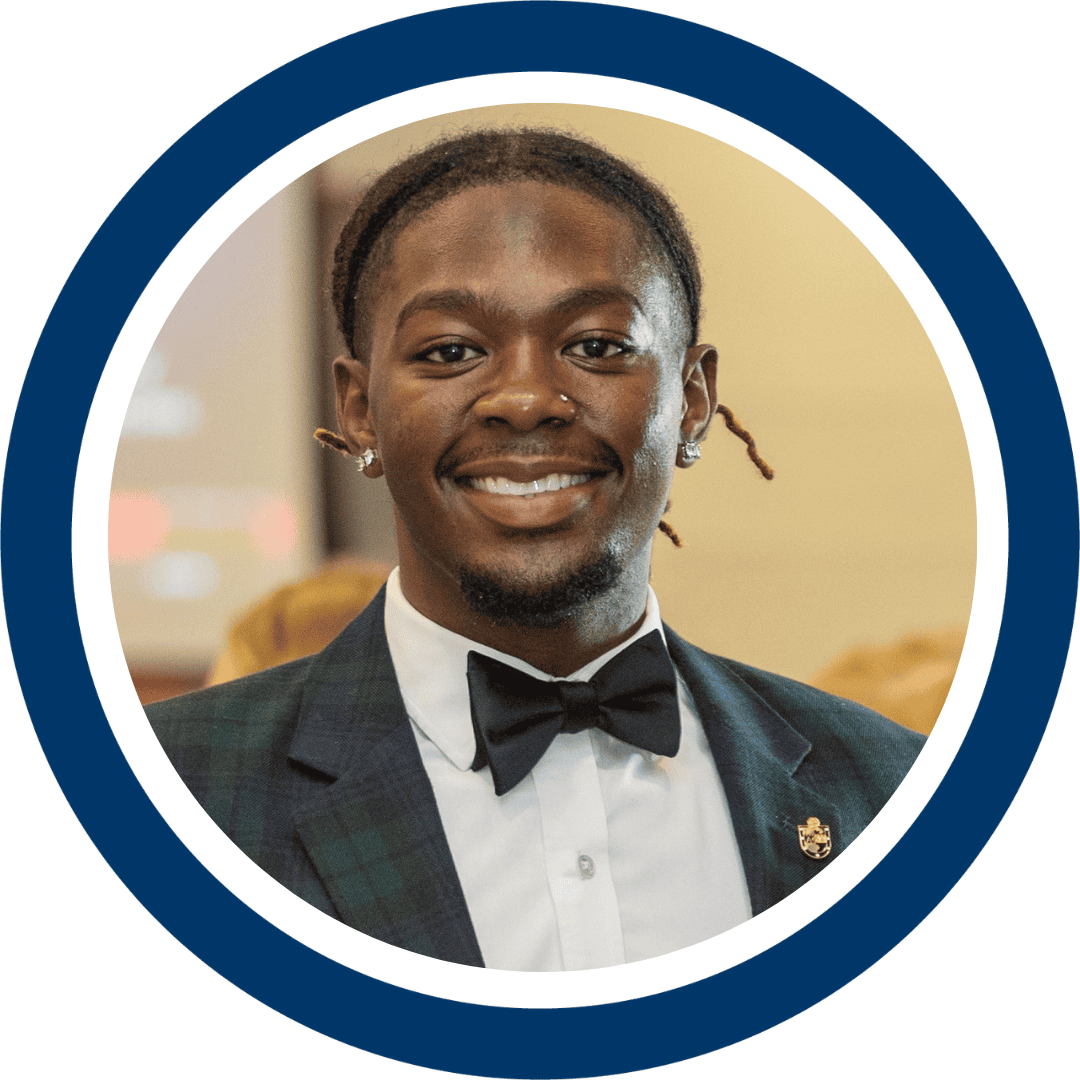 Headshot of Undrell Walker